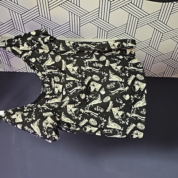 torrid Tops - Torrid Frankenstein blouse EUC